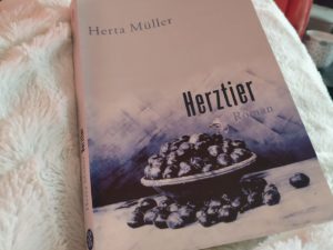 Read more about the article Muttertier trifft auf Herztier